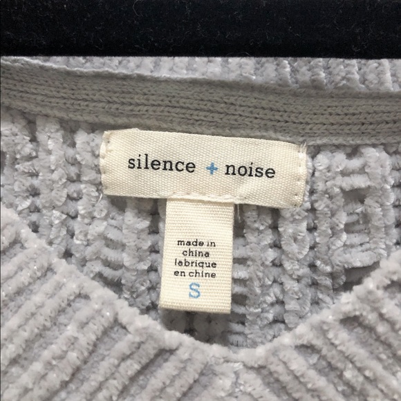 Urban Outfitters Silence + Noise V-Neck Sweater - Picture 5 of 5